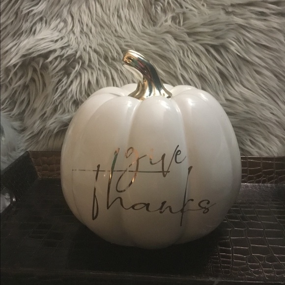 Small Give Thanks Pumpkin 🎈Last One 🎈 - Picture 3 of 4
